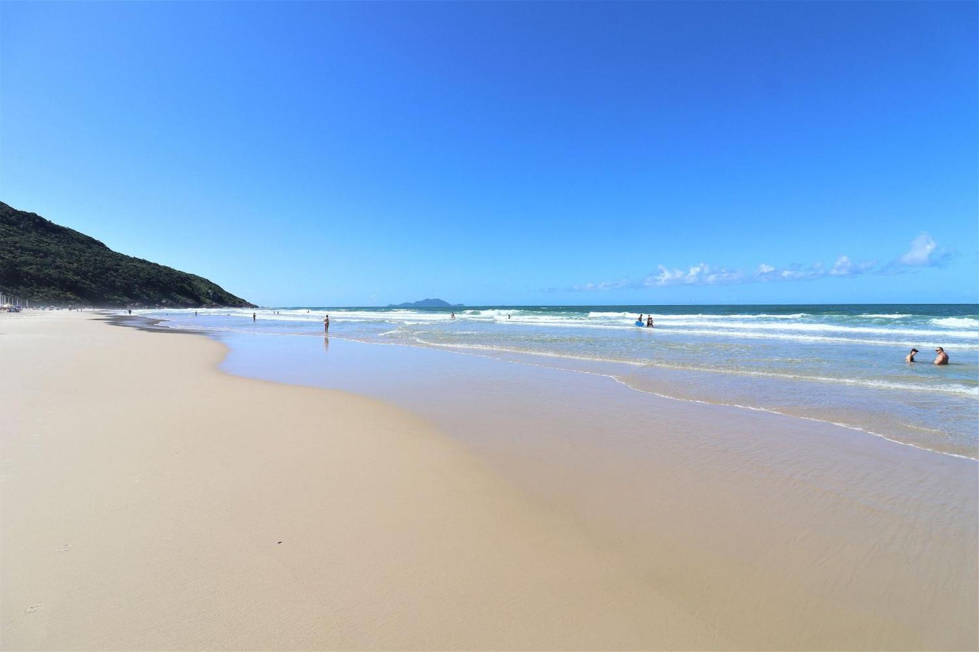 Apto A 30M Do Mar E Wi-Fi - Hb07F ฟลอเรียนอโปลิส ภายนอก รูปภาพ